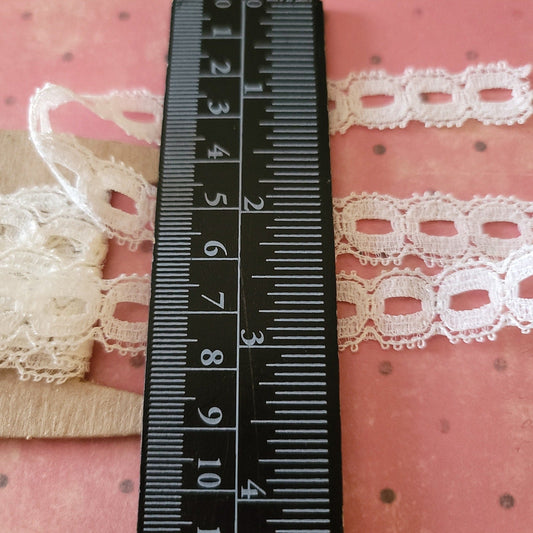 A-02 - 1/2" Vintage Lace - 1 yard