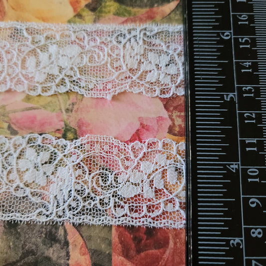 1 1/4" Wide Vintage Lace - 1 Yard - Style# B-89