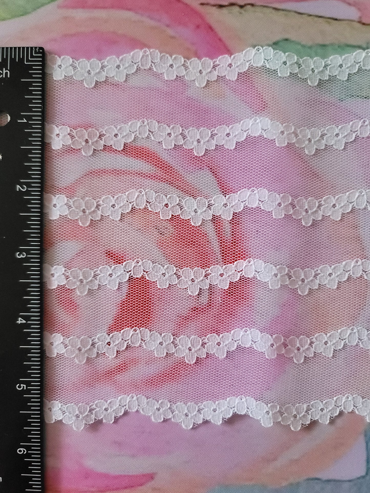 F-09 - 5 3/4" Wide Vintage Lace - 1 Yard