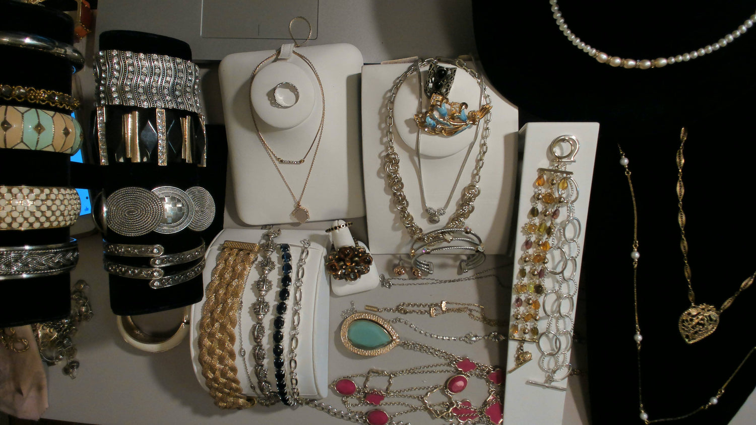 New & Pre-Owned Jewelry
