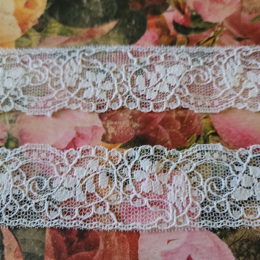 1 1/4" Wide Vintage Lace - 1 Yard -  Style# B-89