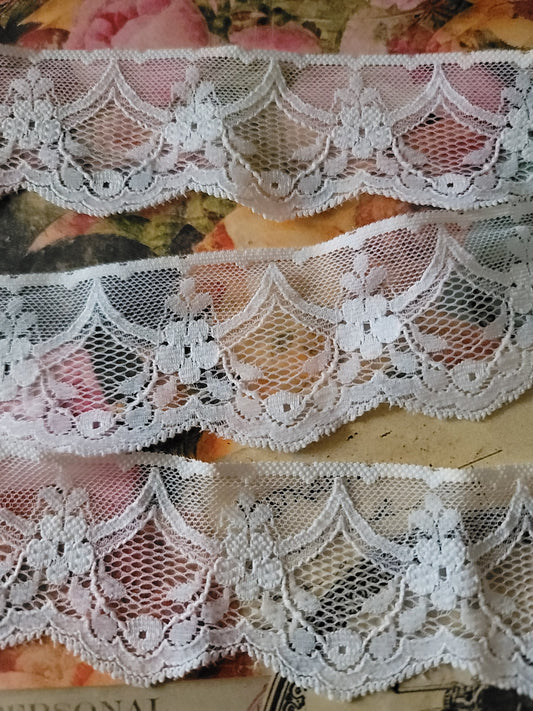 1 7/8" Wide Vintage Lace - 1 Yard -  Style# B-59