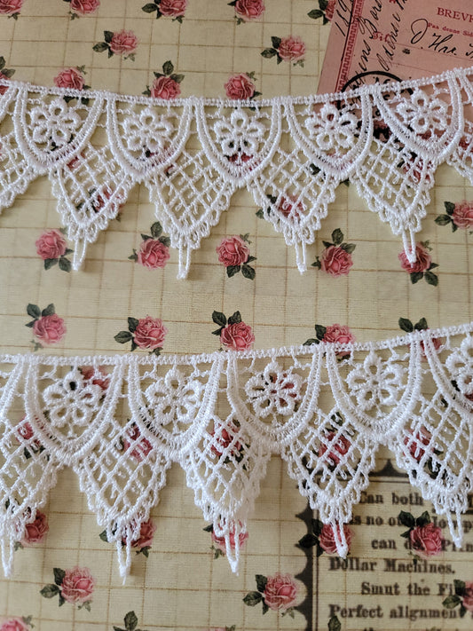 C-12 - 2 1/4" Wide Vintage Lace - 1 Yard