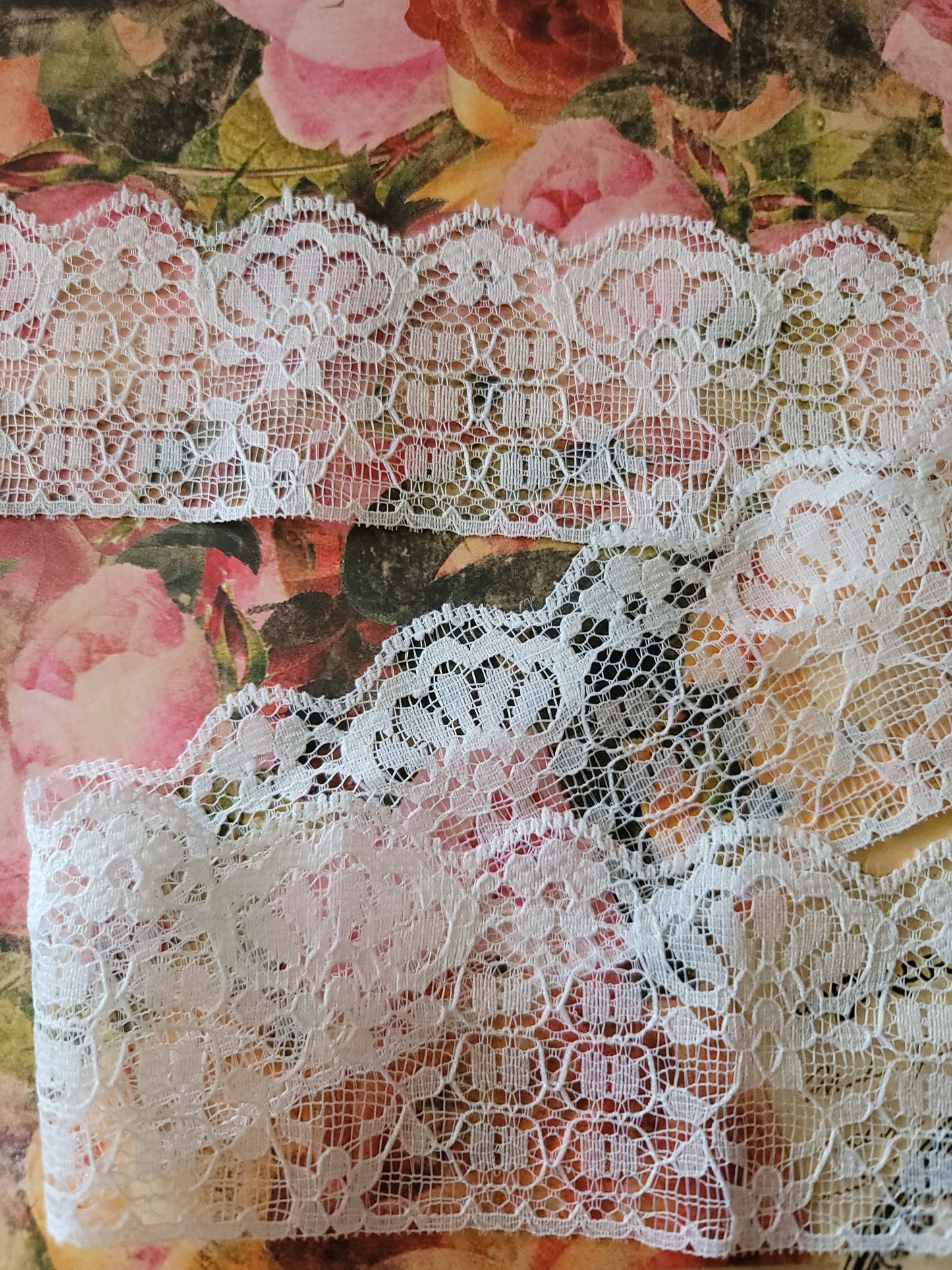 C-26 - 2" Wide Vintage Lace - 1 Yard