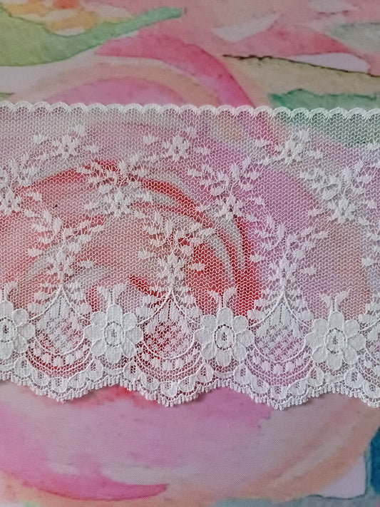 F-07 - 5" Wide Vintage Lace - 1 Yard