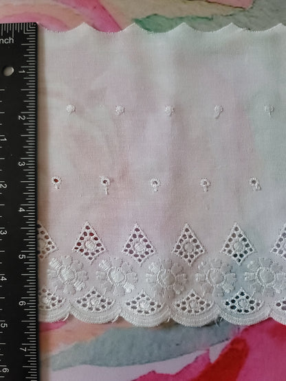 G-05 - 6" Wide Vintage Lace - 1 Yard