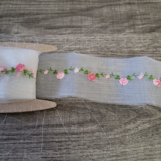 B-04 - 1 1/2" Wide Lace - 1 Yard