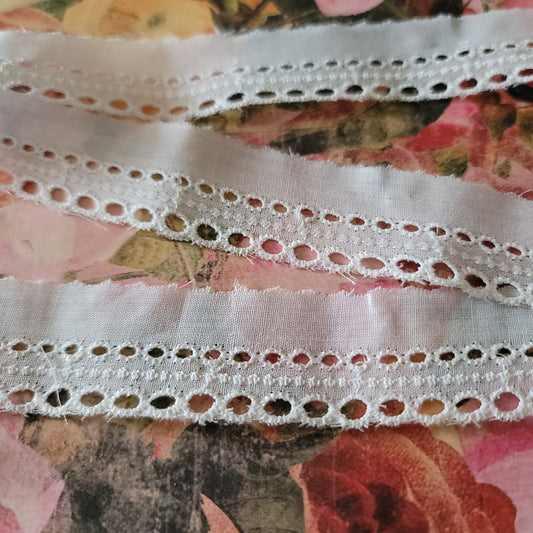 B-19 - 1" Wide Lace - 1 Yard