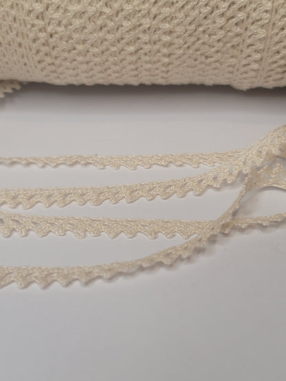 A-01 - 1/4" Vintage Lace - 1 Yard