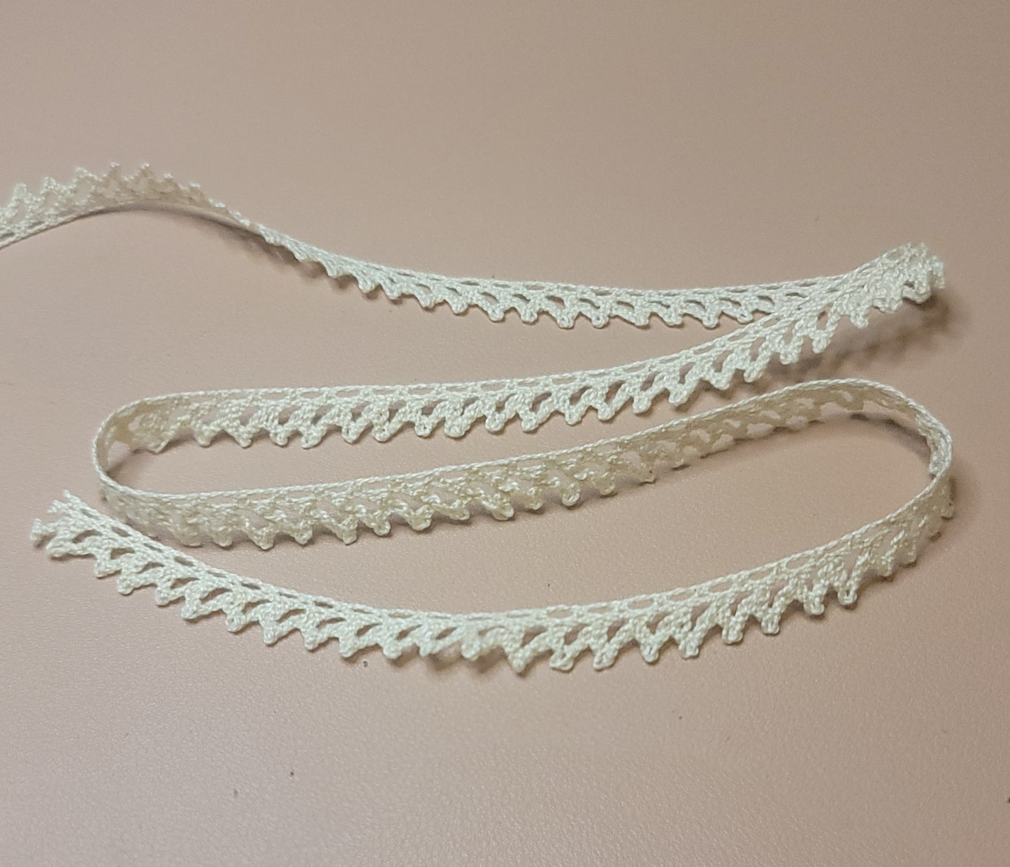 A-01 - 1/4" Vintage Lace - 1 Yard