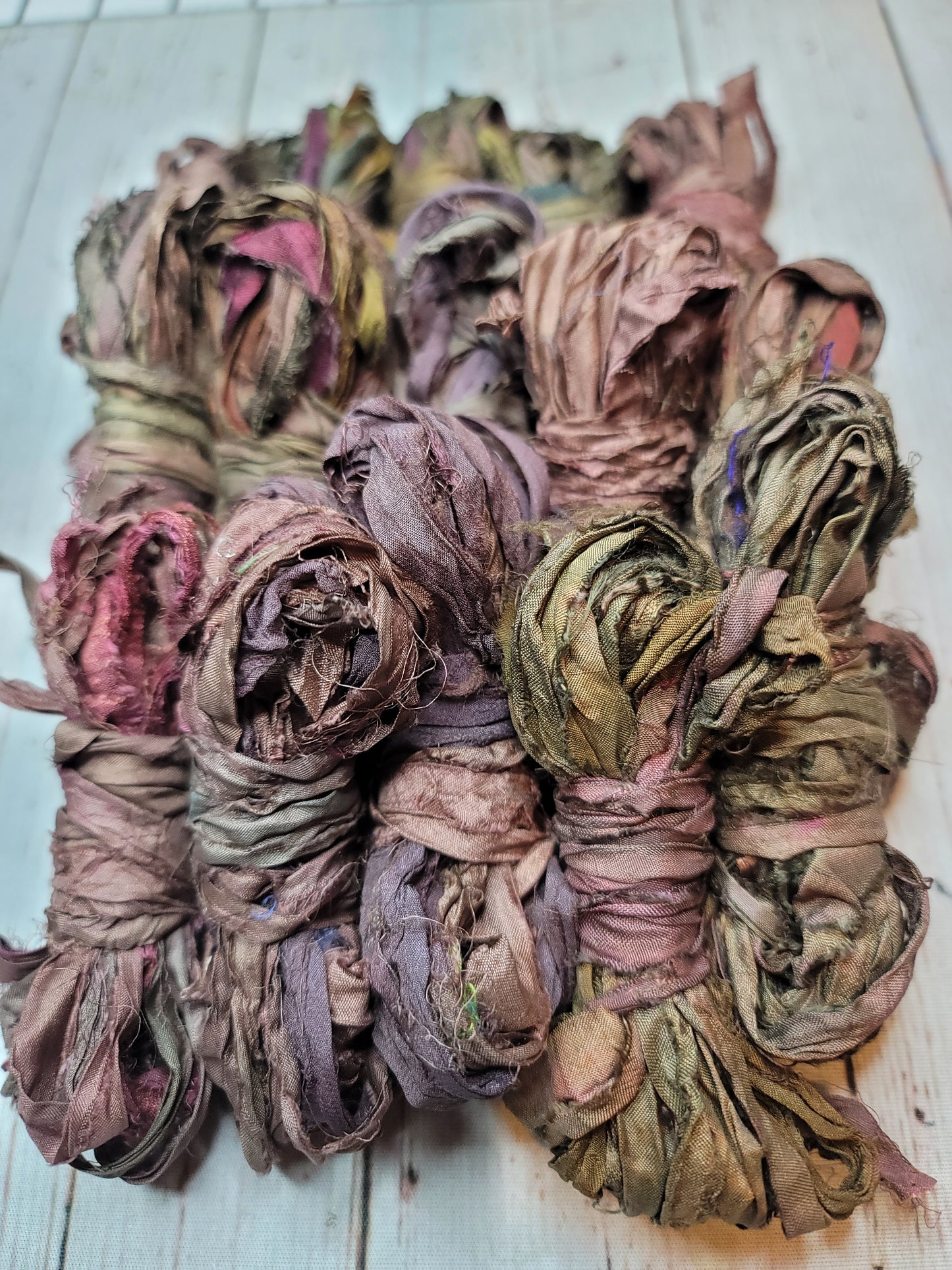 Silk Sari Ribbon 5 Yard Mini Skein Color #083
